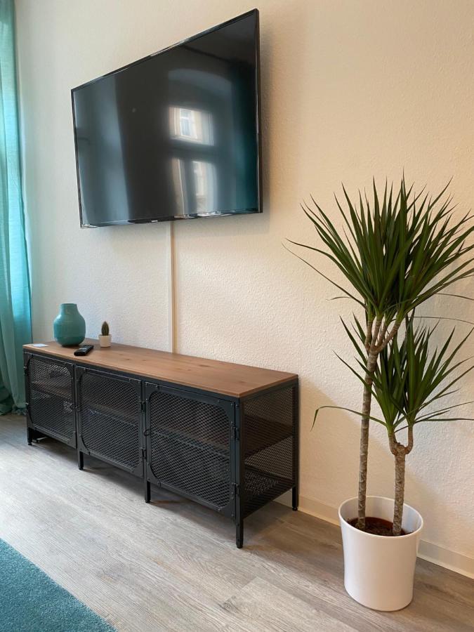 Apartment Newly Refurbished Leutzsch Apartment.